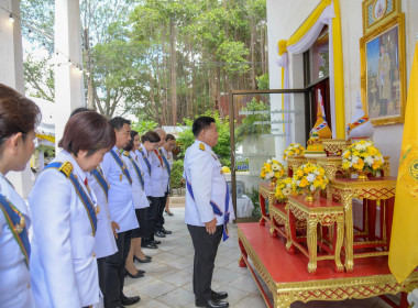 พิธีเวียนเทียนสมโภชน้ำพระพุทธมนต์ศักดิ์สิทธิ์ ... พารามิเตอร์รูปภาพ 2