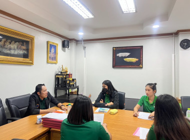 ผู้อำนวยการกลุ่มตรวจการสหกรณ์ พร้อมเจ้าหน้าที่ ... พารามิเตอร์รูปภาพ 2