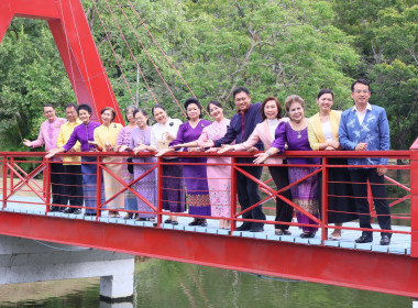จังหวัดชัยนาท ร่วมกิจกรรมส่งเสริมการแต่งกายผ้าไทย ... พารามิเตอร์รูปภาพ 13